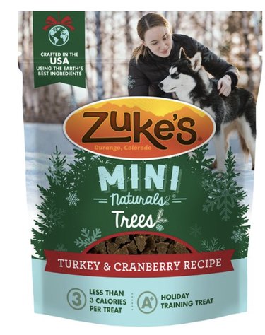 Zuke's mini dog treats shaped like small Christmas trees and flavored with turkey and cranberry.