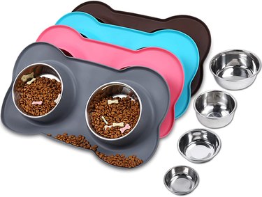 dog bowls with mat