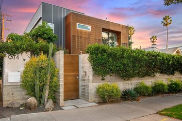 Gorgeous modern luxury home in Santa Monica, CA