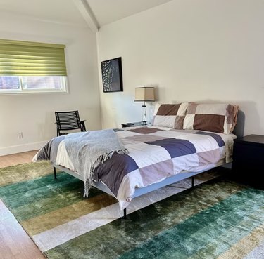 Nice furnished bedroom in Venice Beach bungalow