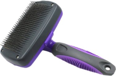 Hertzko Self-Cleaning Slicker Brush