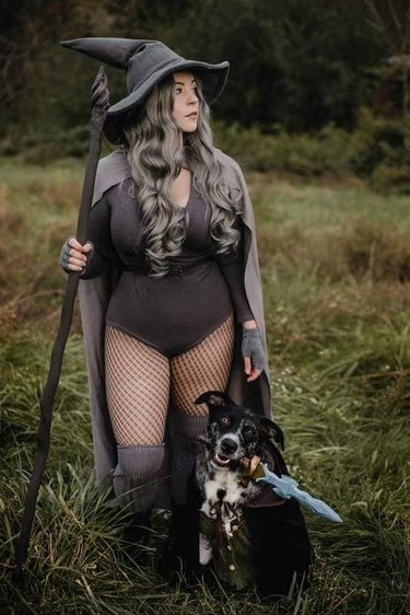 dog and woman cosplay as Lord Of The Rings characters