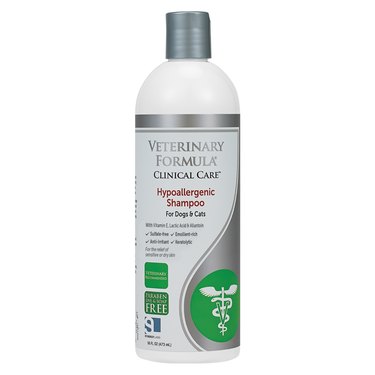 Veterinary Formula Clinical Care Hypoallergenic Shampoo for Dogs and Cats, 16-oz. Bottle