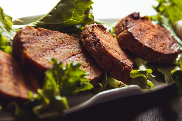 sliced cooked seitan