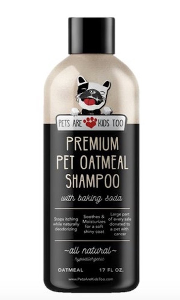 This puppy shampoo is made with oatmeal and specifically formulated to help relieve irritation from itching.
