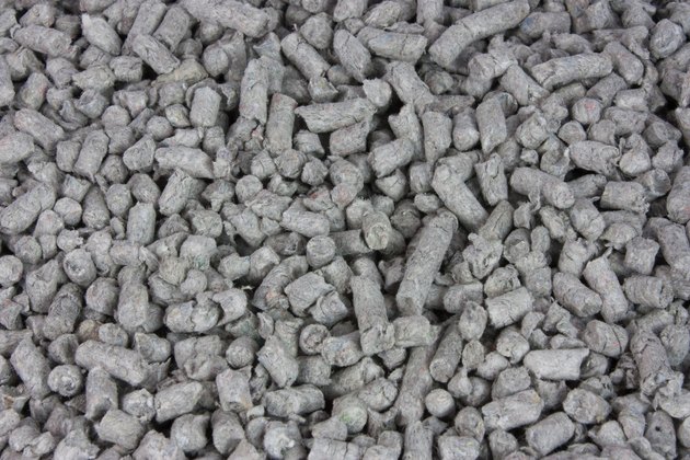 cat litter as grit