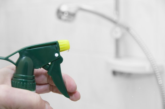 spray bottle for cleaning